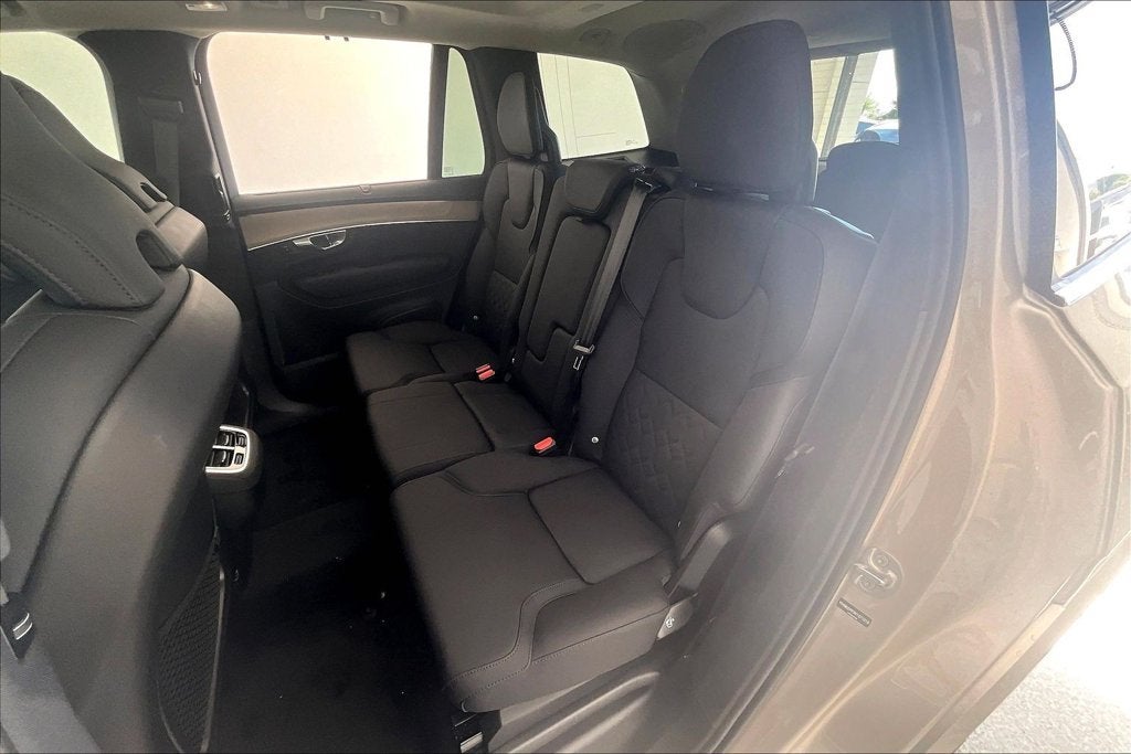 2027 Volvo XC90 B6 Plus 7-Seater
