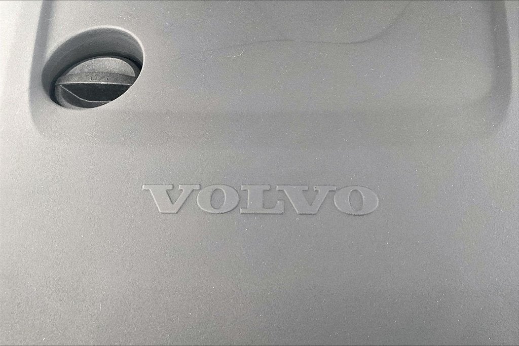2027 Volvo XC90 B6 Plus 7-Seater