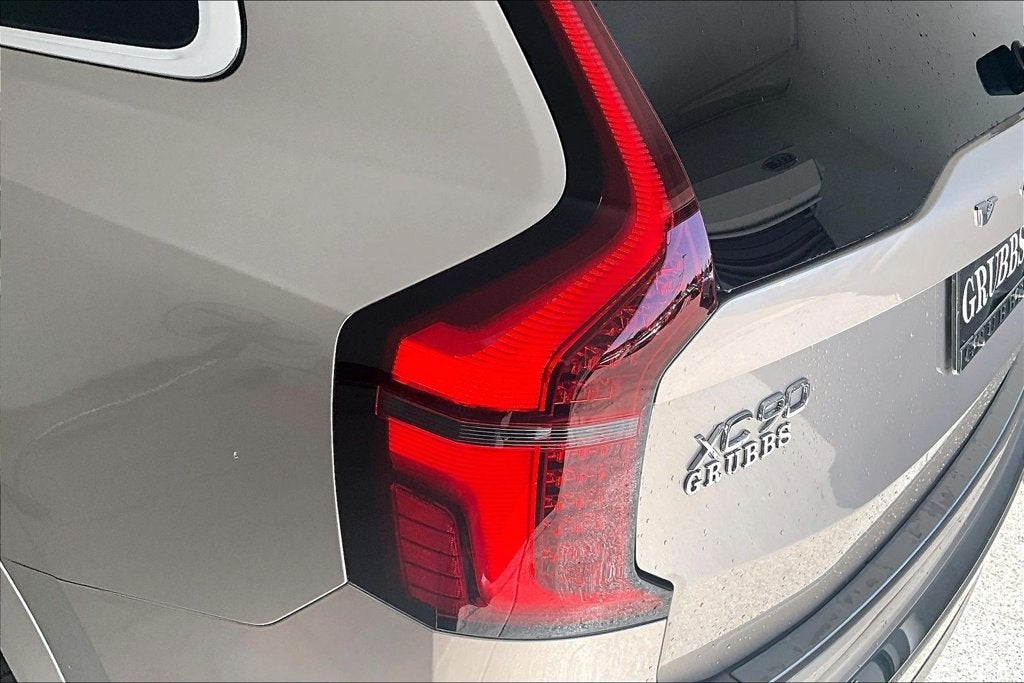 2027 Volvo XC90 B6 Plus 7-Seater