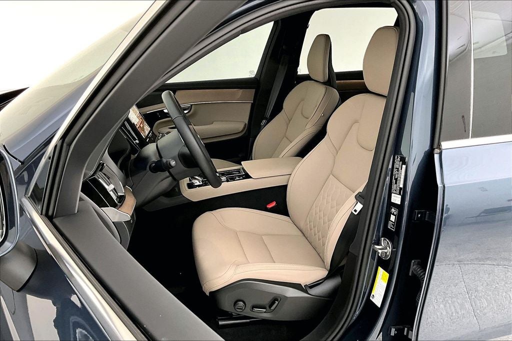 2026 Volvo XC90 B6 Plus 7-Seater