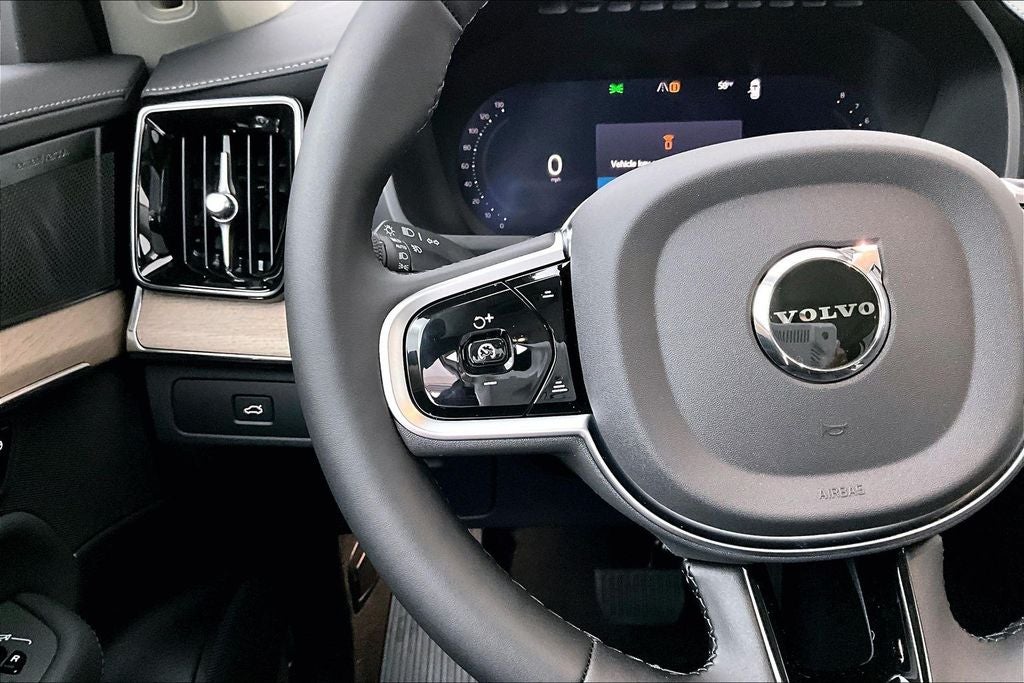 2026 Volvo XC90 B6 Plus 7-Seater