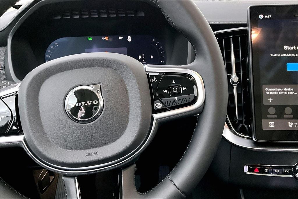 2026 Volvo XC90 B6 Plus 7-Seater