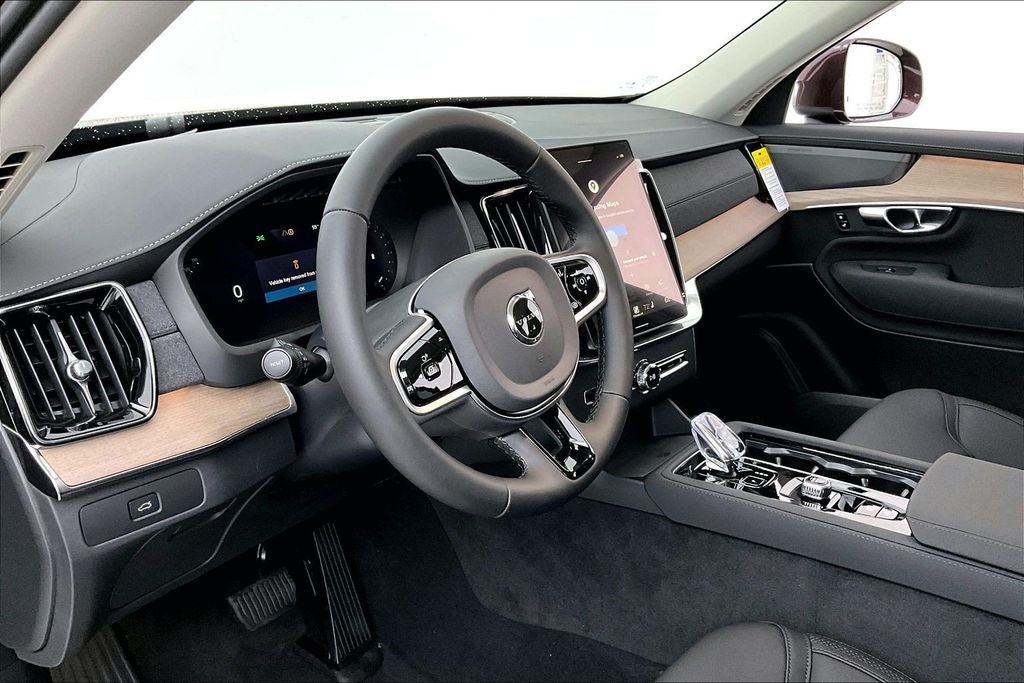 2026 Volvo XC90 B6 Plus 7-Seater