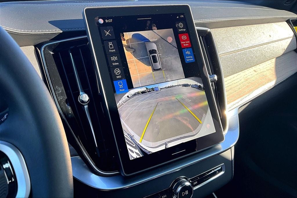 2026 Volvo XC90 B6 Ultra