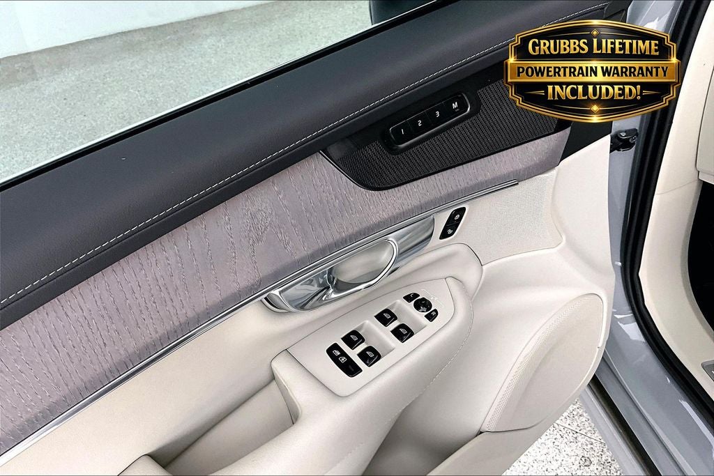 2026 Volvo XC90 B6 Ultra