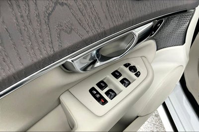 2026 Volvo XC90 B6 Ultra