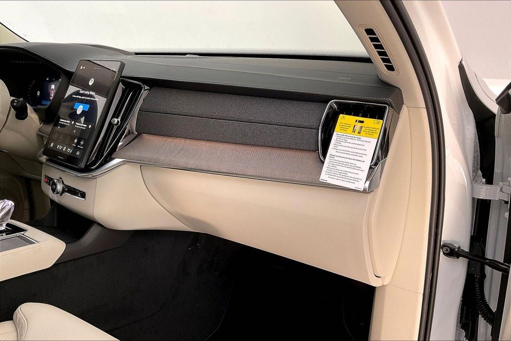 2026 Volvo XC90 B6 Ultra