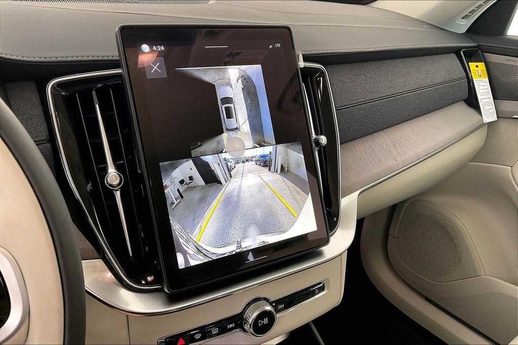 2026 Volvo XC90 B6 Ultra