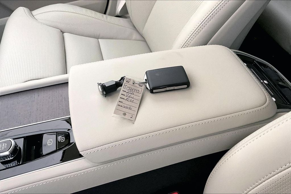 2026 Volvo XC90 B6 Ultra