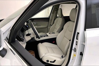 2026 Volvo XC90 B6 Ultra