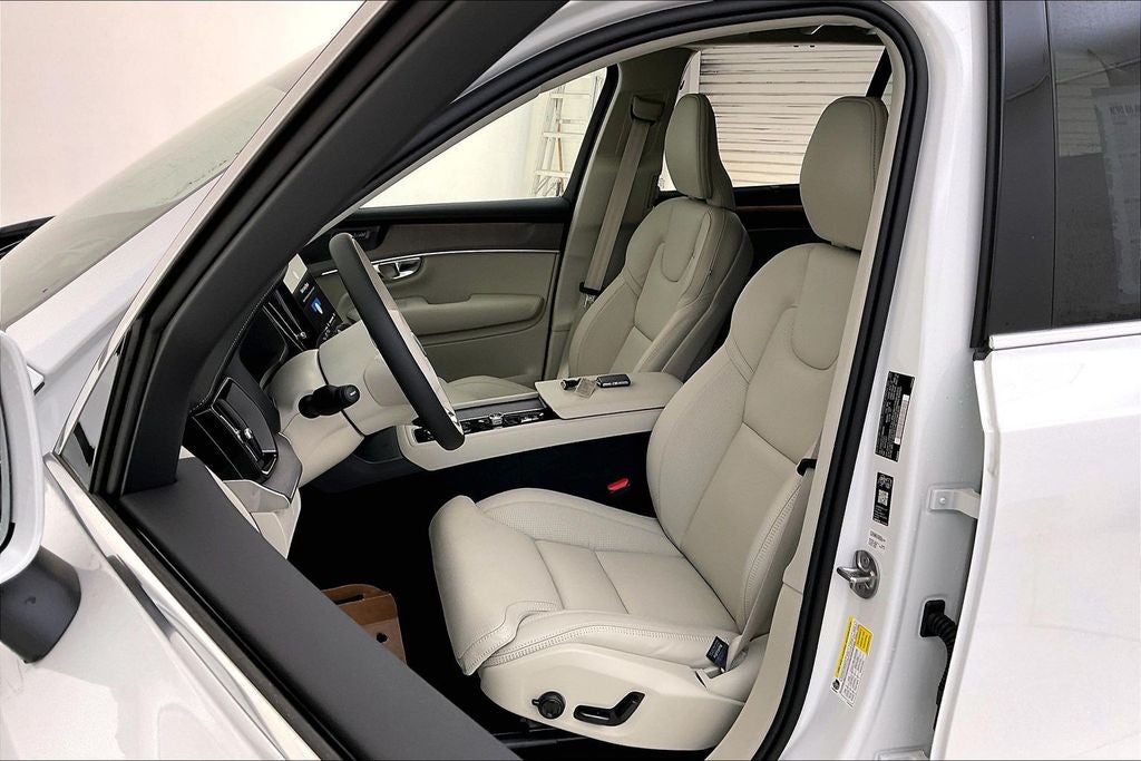 2026 Volvo XC90 B6 Ultra