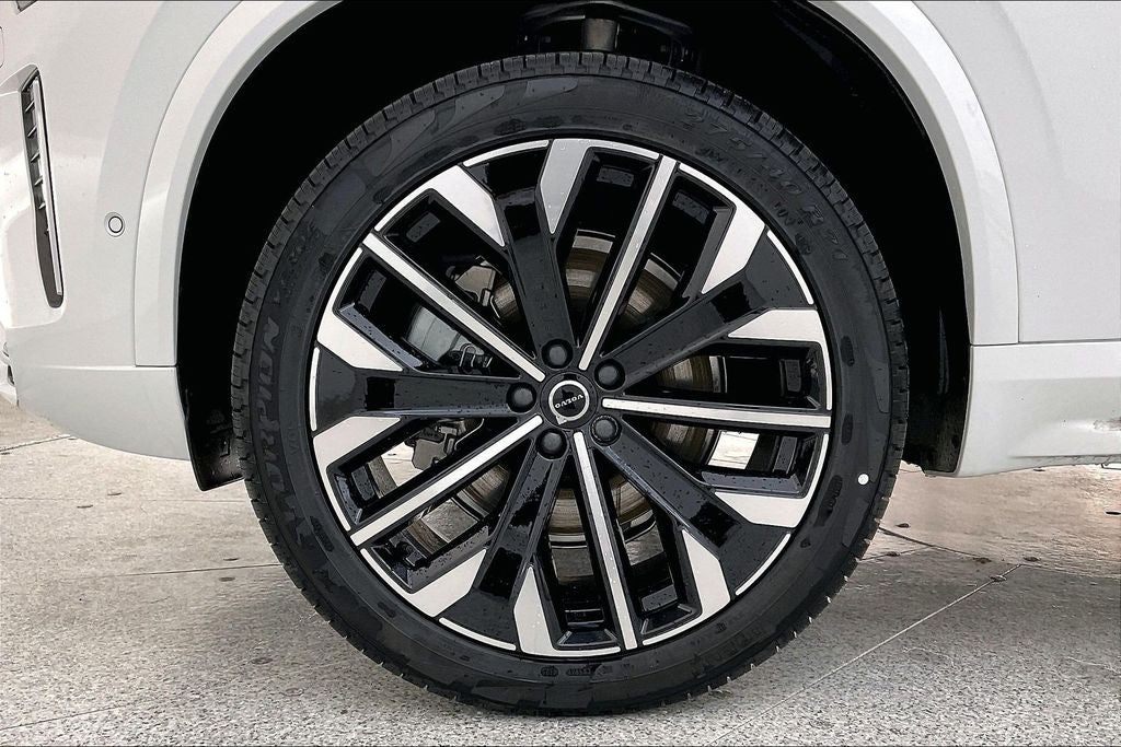 2026 Volvo XC90 B6 Ultra