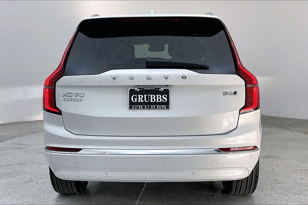 2026 Volvo XC90 B6 Ultra