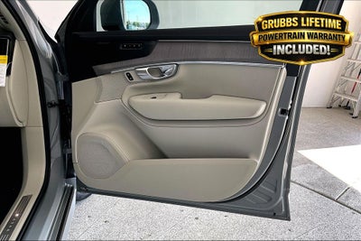 2026 Volvo XC90 B6 Ultra