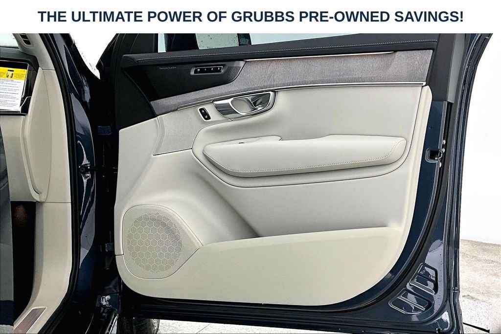 2026 Volvo XC90 B6 Ultra