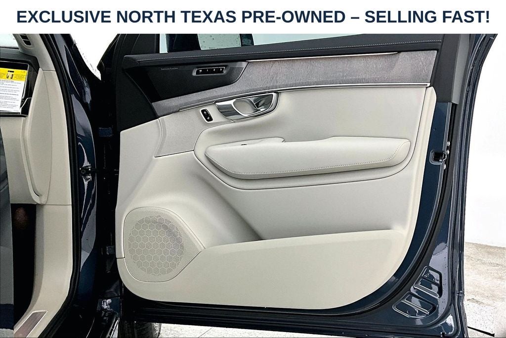 2026 Volvo XC90 B6 Ultra