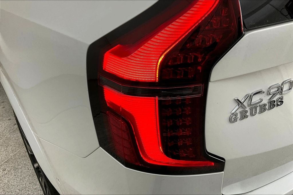 2026 Volvo XC90 B6 Ultra