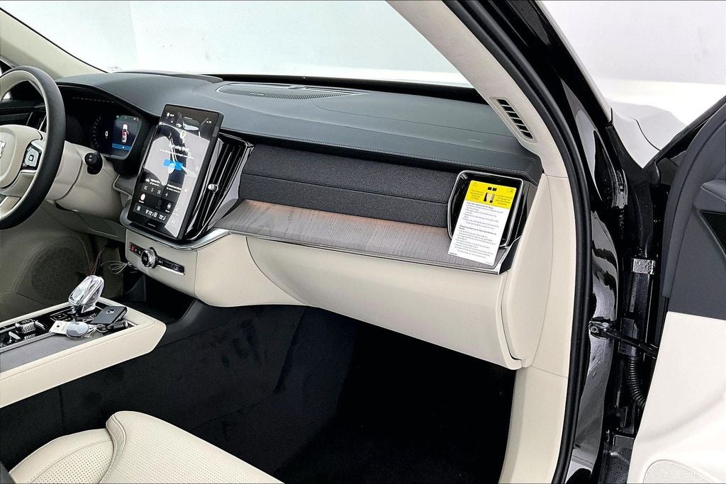 2026 Volvo XC90 B6 Ultra