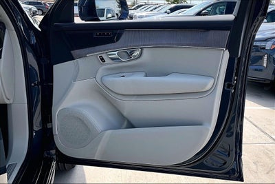 2027 Volvo XC90 B6 Ultra