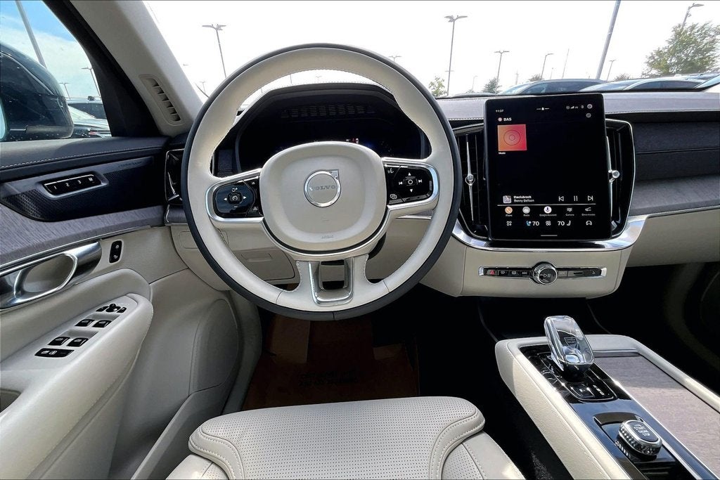 2027 Volvo XC90 B6 Ultra