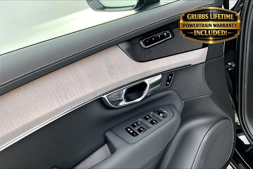 2026 Volvo XC90 B6 Ultra
