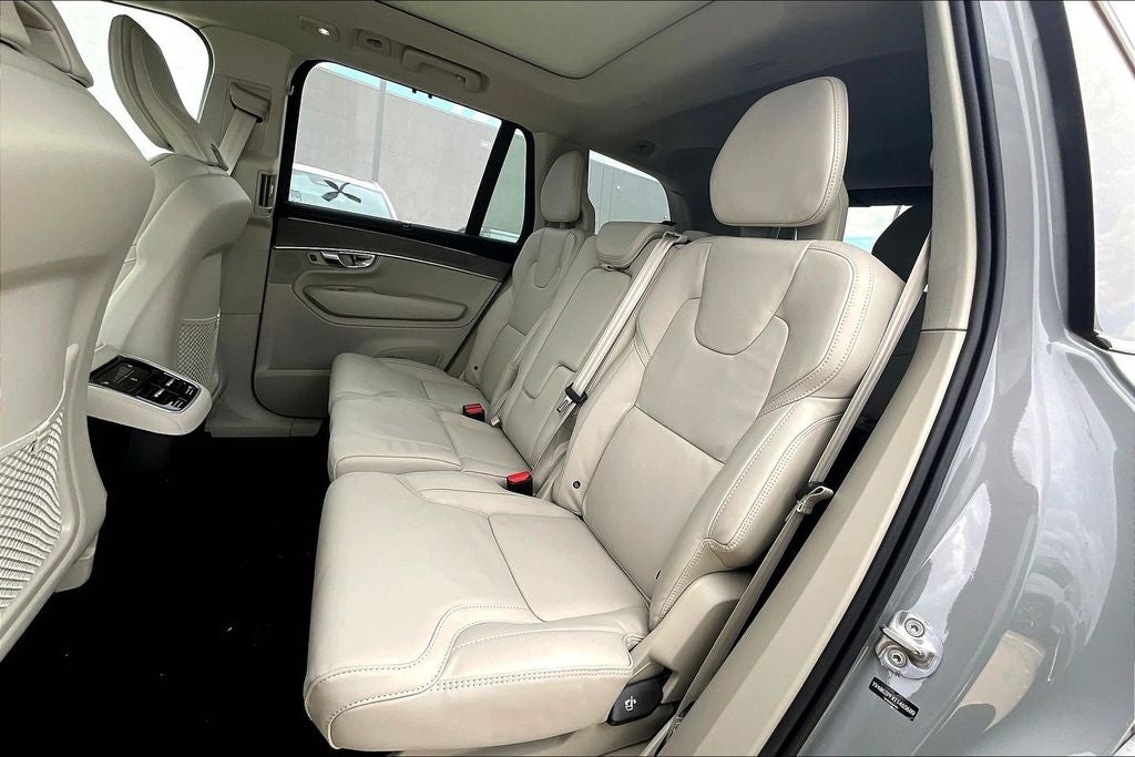 2026 Volvo XC90 B6 Ultra