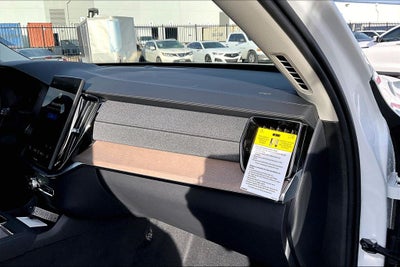 2026 Volvo XC90 B6 Core