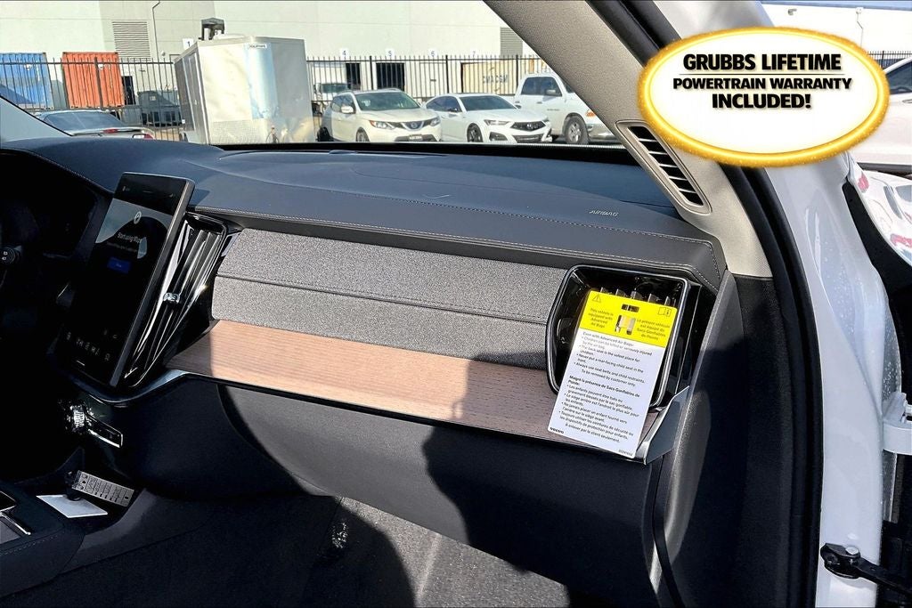 2026 Volvo XC90 B6 Core