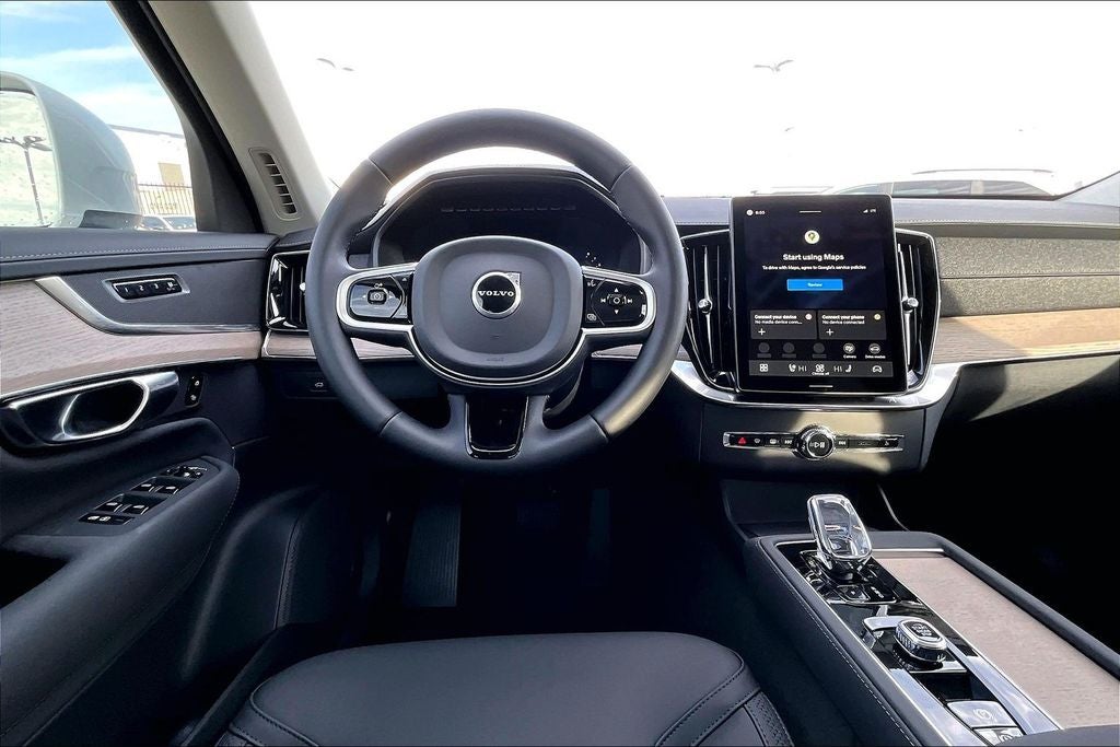 2026 Volvo XC90 B6 Core