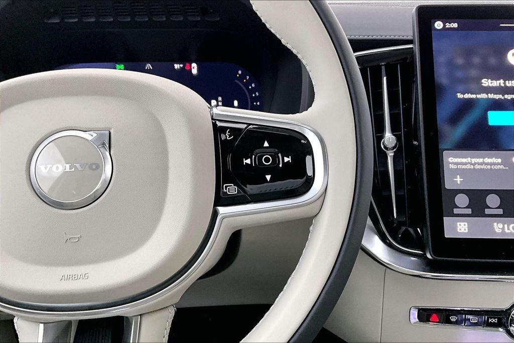 2026 Volvo XC90 B6 Ultra