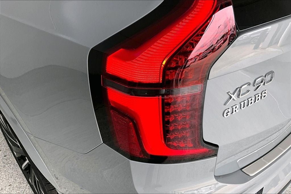 2026 Volvo XC90 B6 Ultra