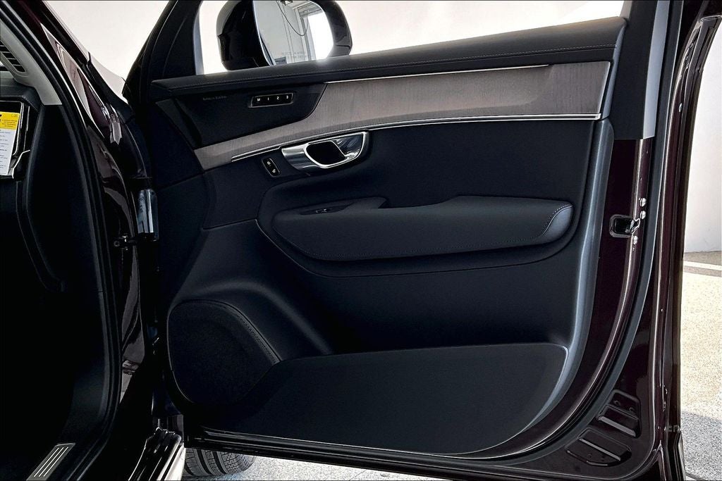 2026 Volvo XC90 B6 Ultra