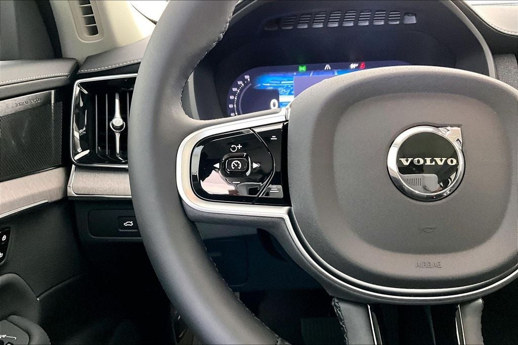 2026 Volvo XC90 B6 Ultra