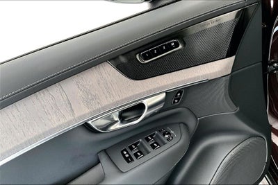 2026 Volvo XC90 B6 Ultra
