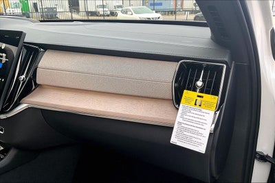 2026 Volvo XC90 B6 Ultra