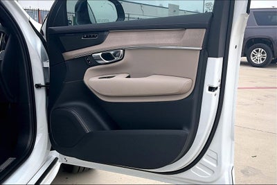 2026 Volvo XC90 B6 Ultra