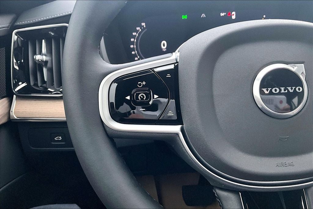 2026 Volvo XC90 B6 Ultra