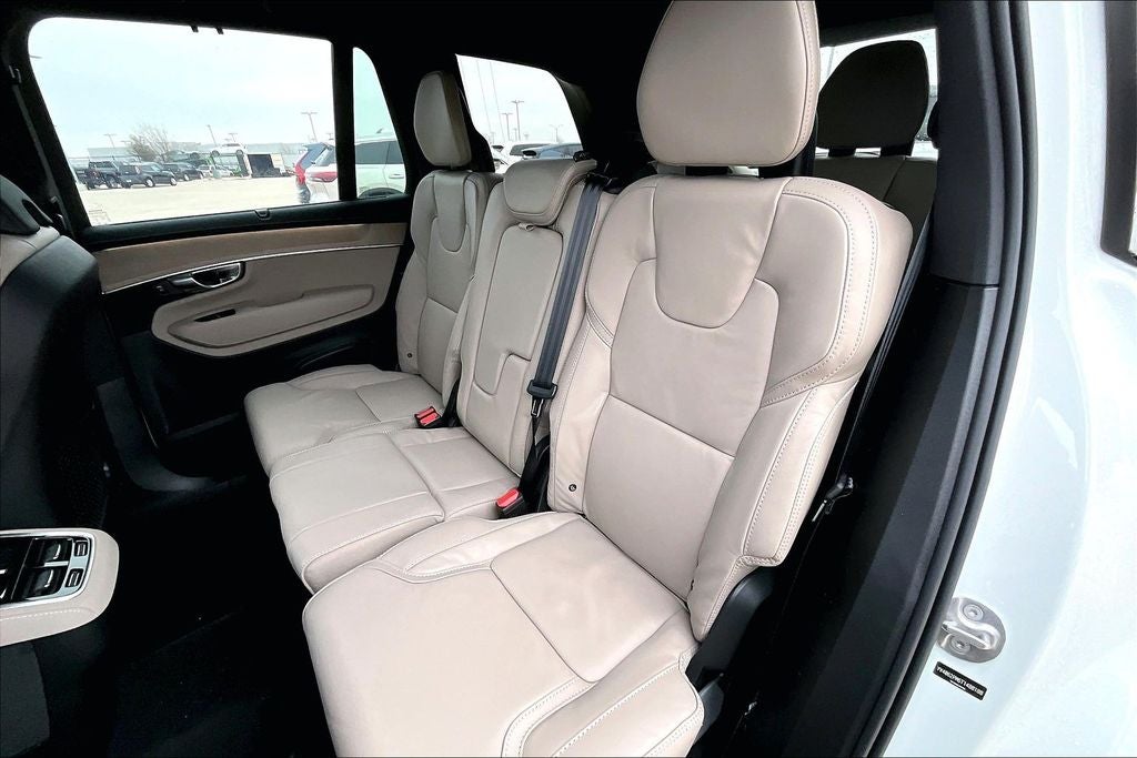 2026 Volvo XC90 B6 Ultra