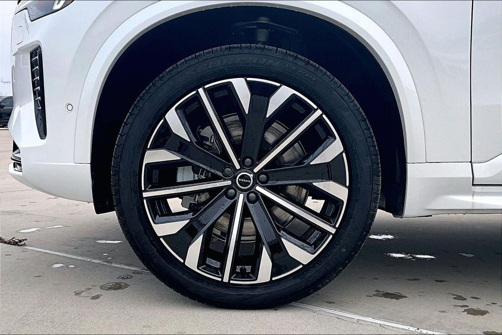 2026 Volvo XC90 B6 Ultra