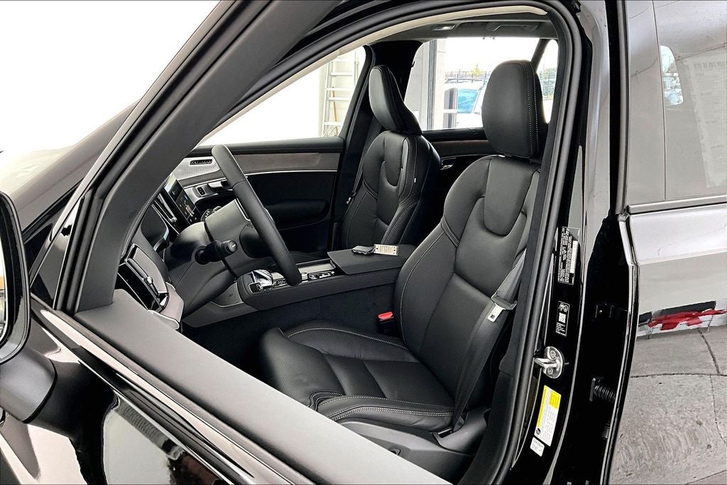 2026 Volvo XC90 B6 Ultra