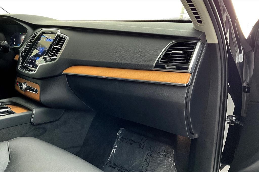 2023 Volvo XC90 B6 Plus 7-Seater