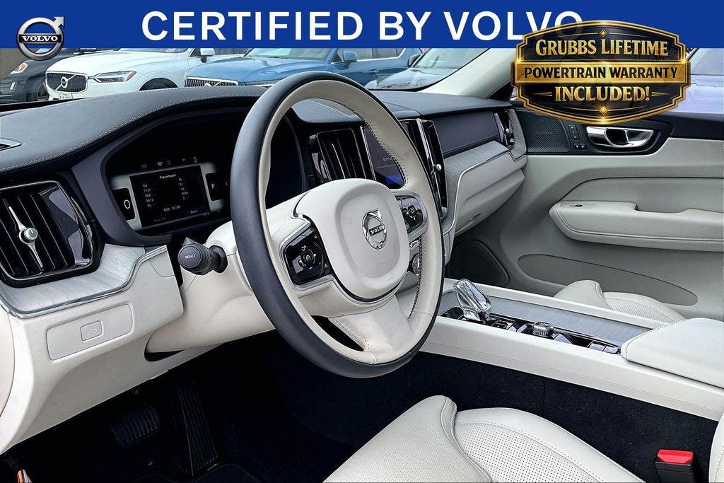 2023 Volvo XC60 B6 Ultimate Bright Theme