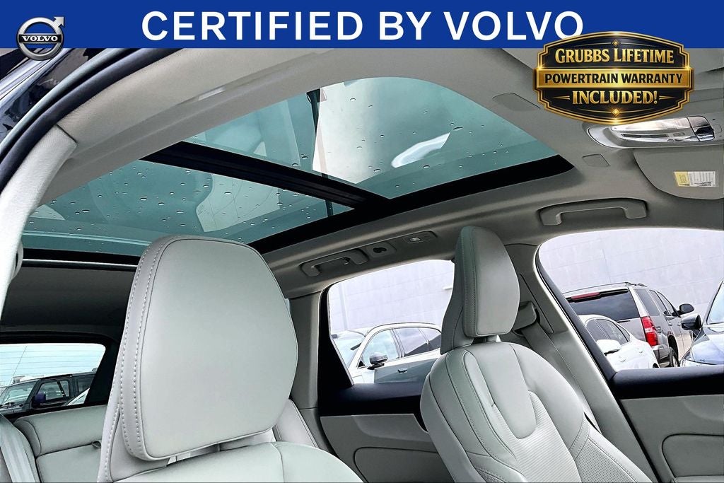 2023 Volvo XC60 B6 Ultimate Bright Theme