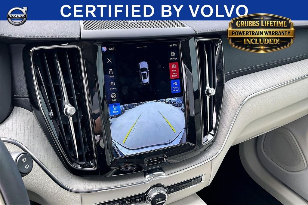 2023 Volvo XC60 B6 Ultimate Bright Theme