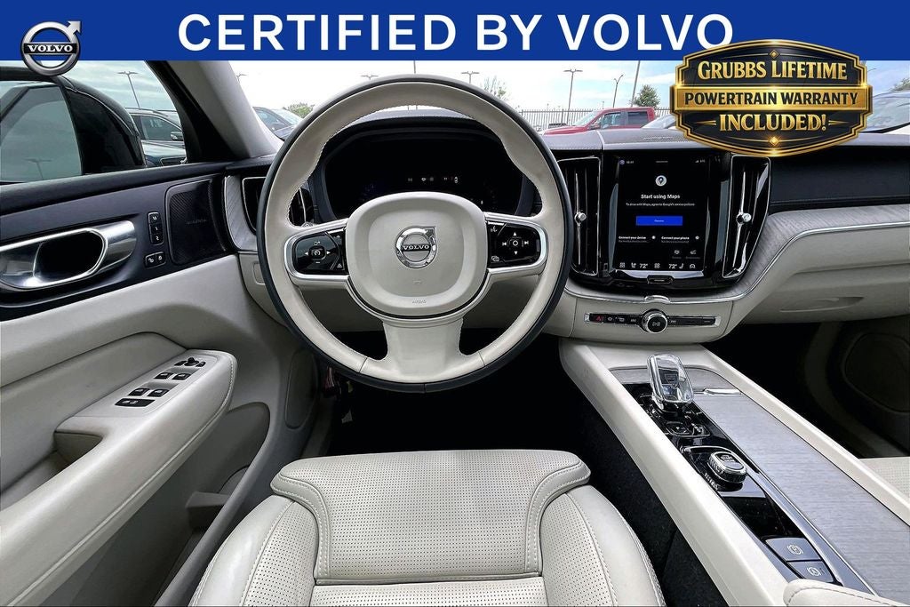 2023 Volvo XC60 B6 Ultimate Bright Theme