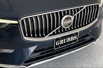 2023 Volvo XC60 B6 Ultimate Bright Theme