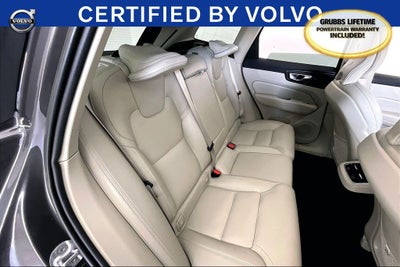 2023 Volvo XC60 B6 Ultimate Dark Theme