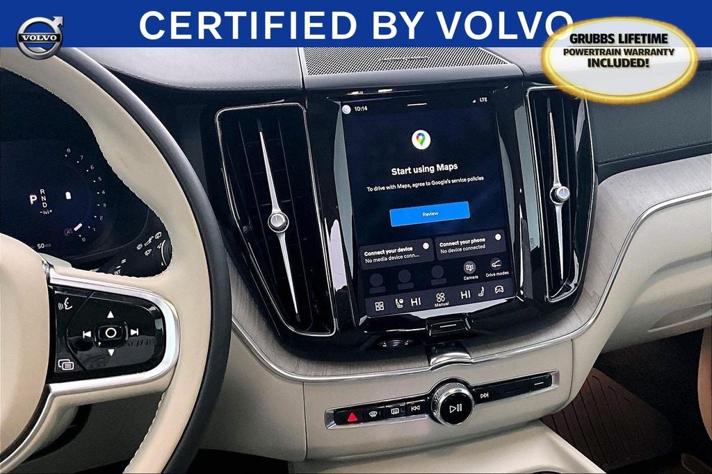 2023 Volvo XC60 B6 Ultimate Dark Theme