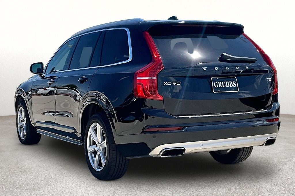2021 Volvo XC90 T5 Momentum
