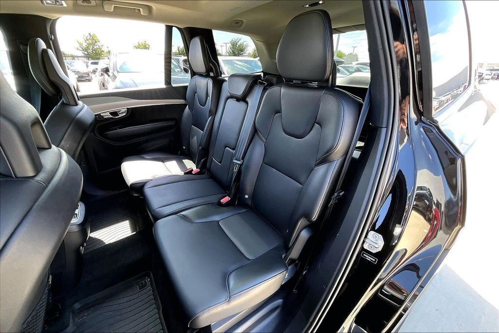 2021 Volvo XC90 T5 Momentum